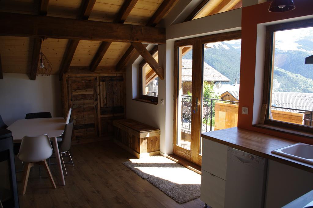 Petit Chalet Vieux Bois Bozel Экстерьер фото